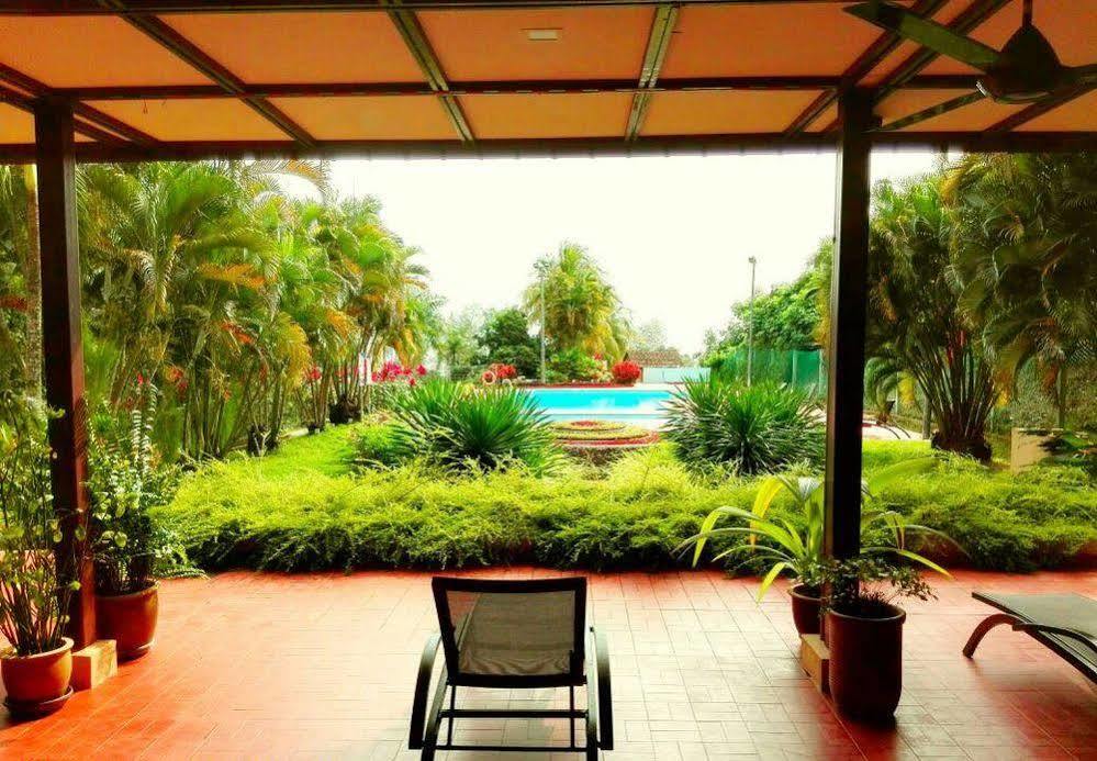Mersing Merlin Inn מראה חיצוני תמונה