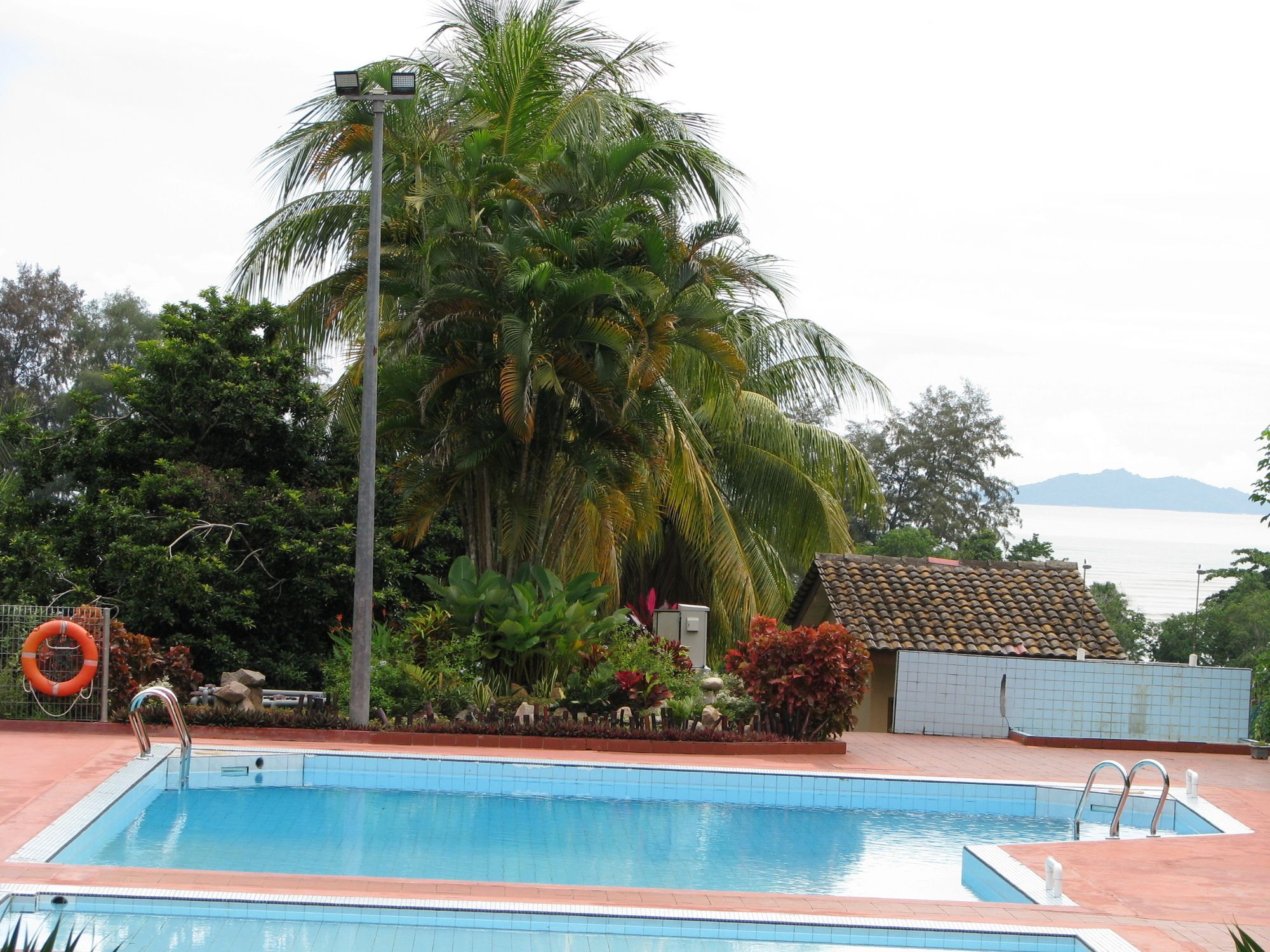 Mersing Merlin Inn מראה חיצוני תמונה