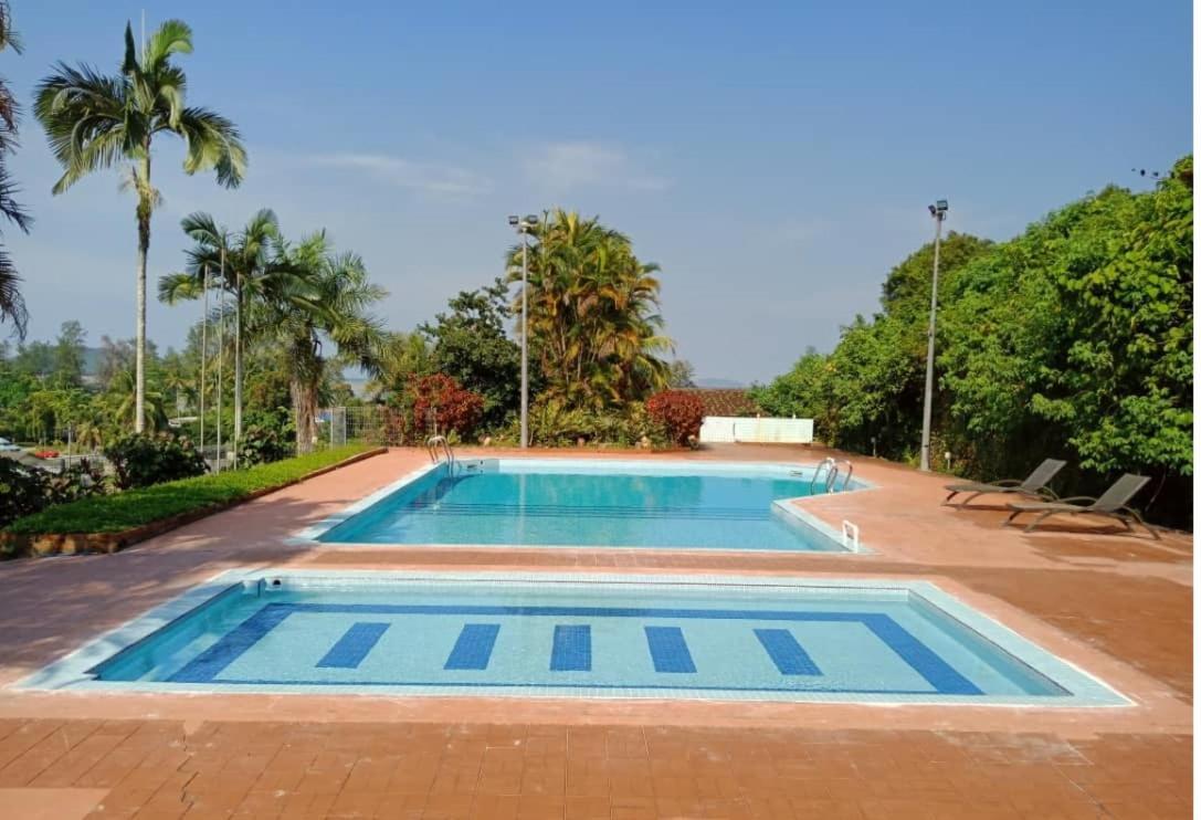 Mersing Merlin Inn מראה חיצוני תמונה
